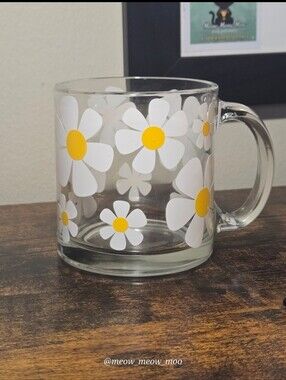 1 Clear Glass Daisy Flower Coffee Mug Boho Floral Design